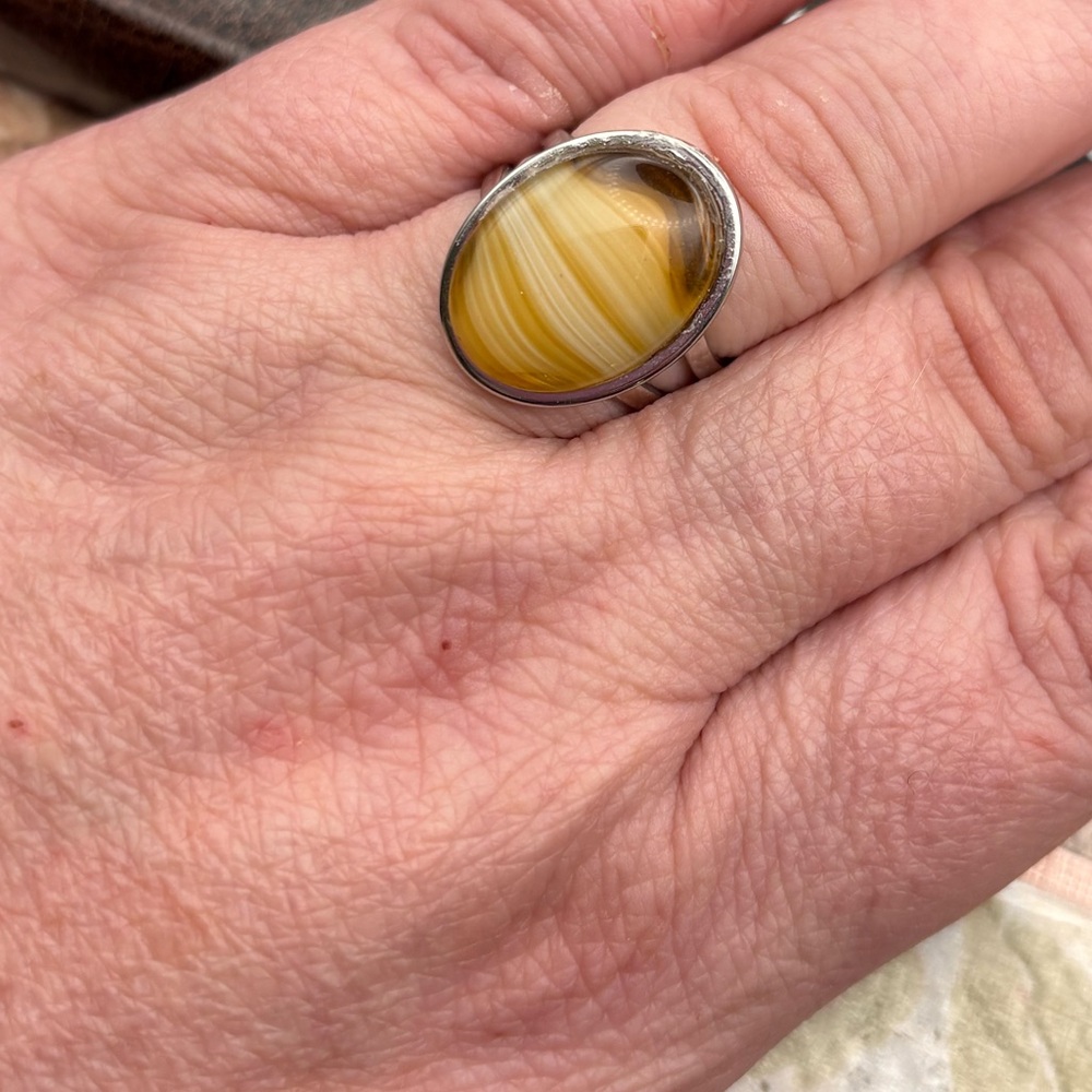 Vintage 1970s Yellow Striped Agate Ring • Stainless Steel Adjustable - Picture 14 of 15
